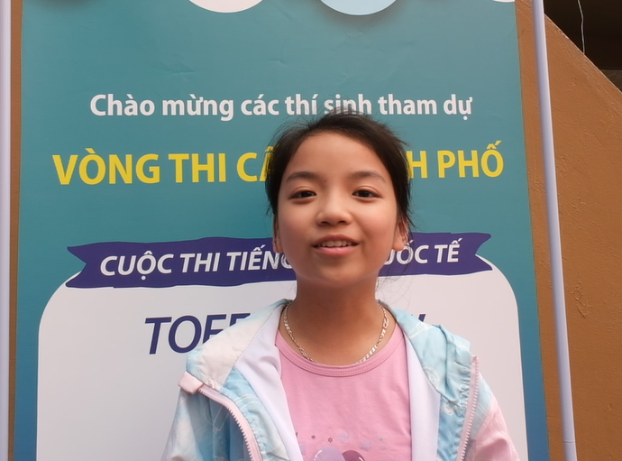 Thí sinh Hồng Thủy 